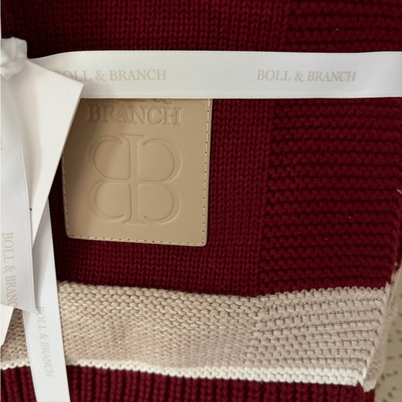 NWT Boll & Branch Court Knit throw in color holly! - Picture 4 of 9